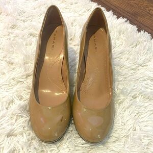 Tahari Colette patent pumps, Toast color, size 7